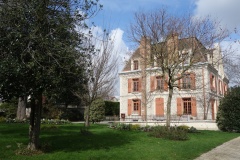 Bourg-la-Reine-Villa-St-Cyr