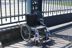 Antony-Chaise-roulante-attachee